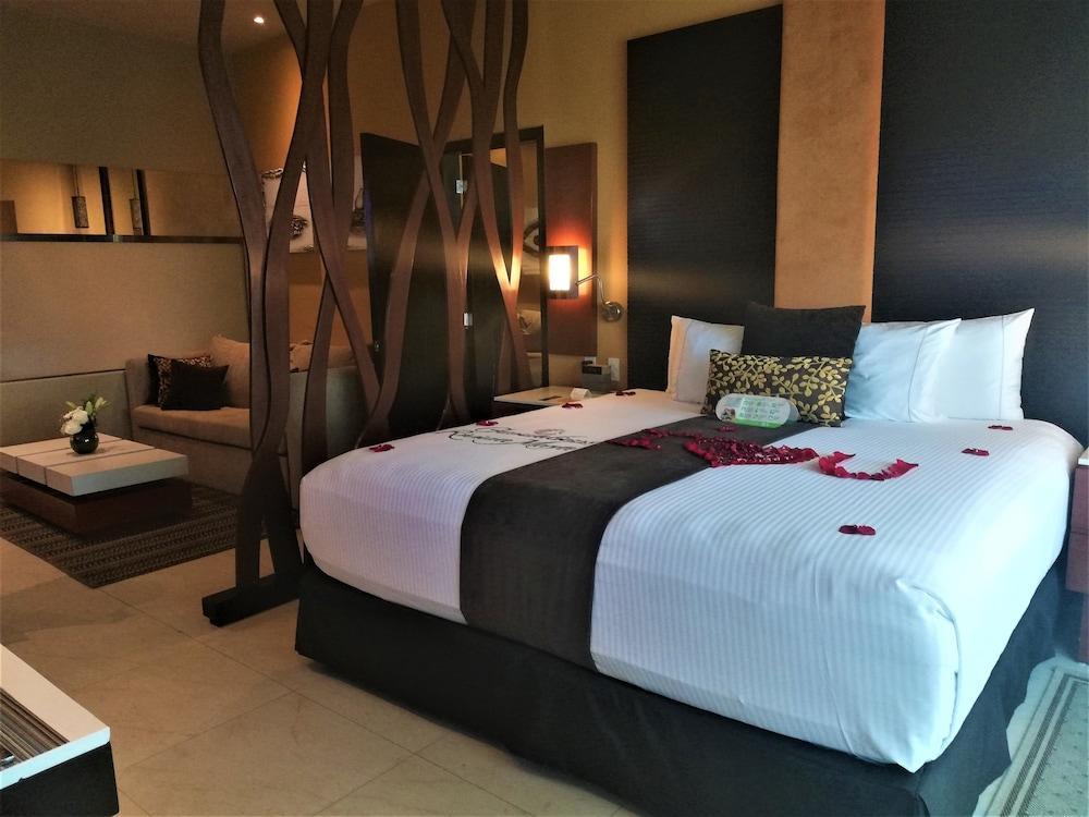 Generations Riviera Maya Family Resort Catamaran, Water Park & More Inclusive 莫雷洛斯港 外观 照片